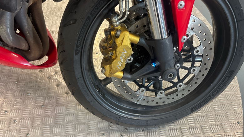 Triumph Street Triple R (12MY)